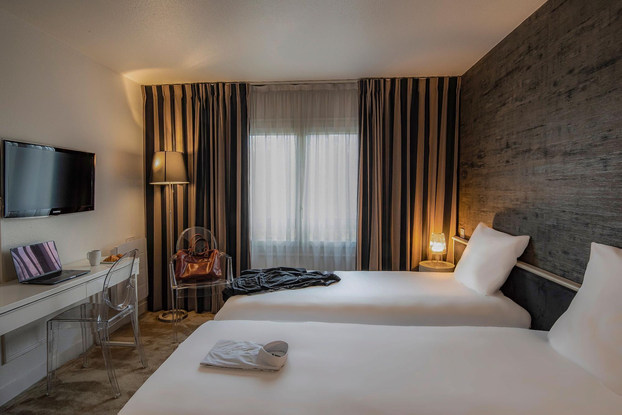 Hotel Quorum Сен-Клу Экстерьер фото