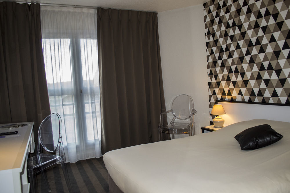 Hotel Quorum Сен-Клу Экстерьер фото